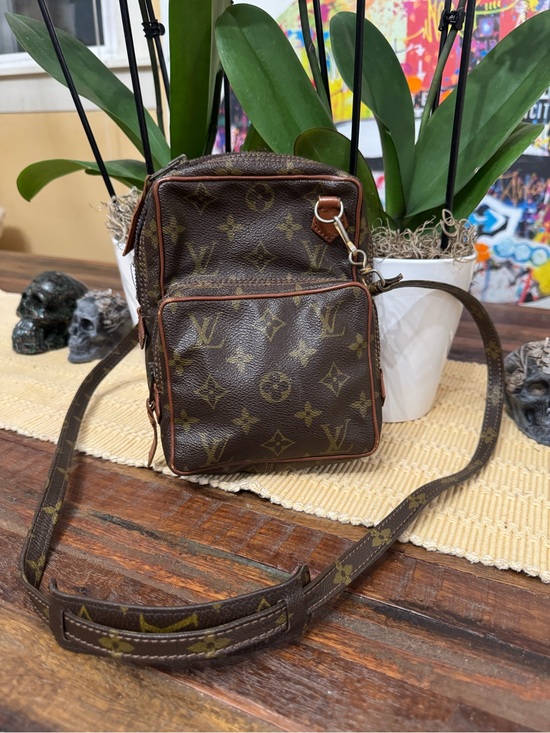 Louis Vuitton Handbags - Louis Vuitton Monogram Amazone